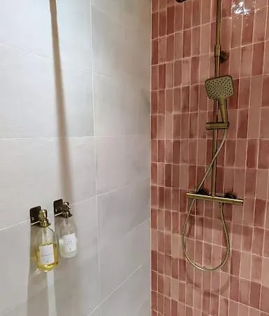 Apartment Meraki - Luxe & Voyage - Jacuzzi & Cinema Saint-Etienne (Loire)